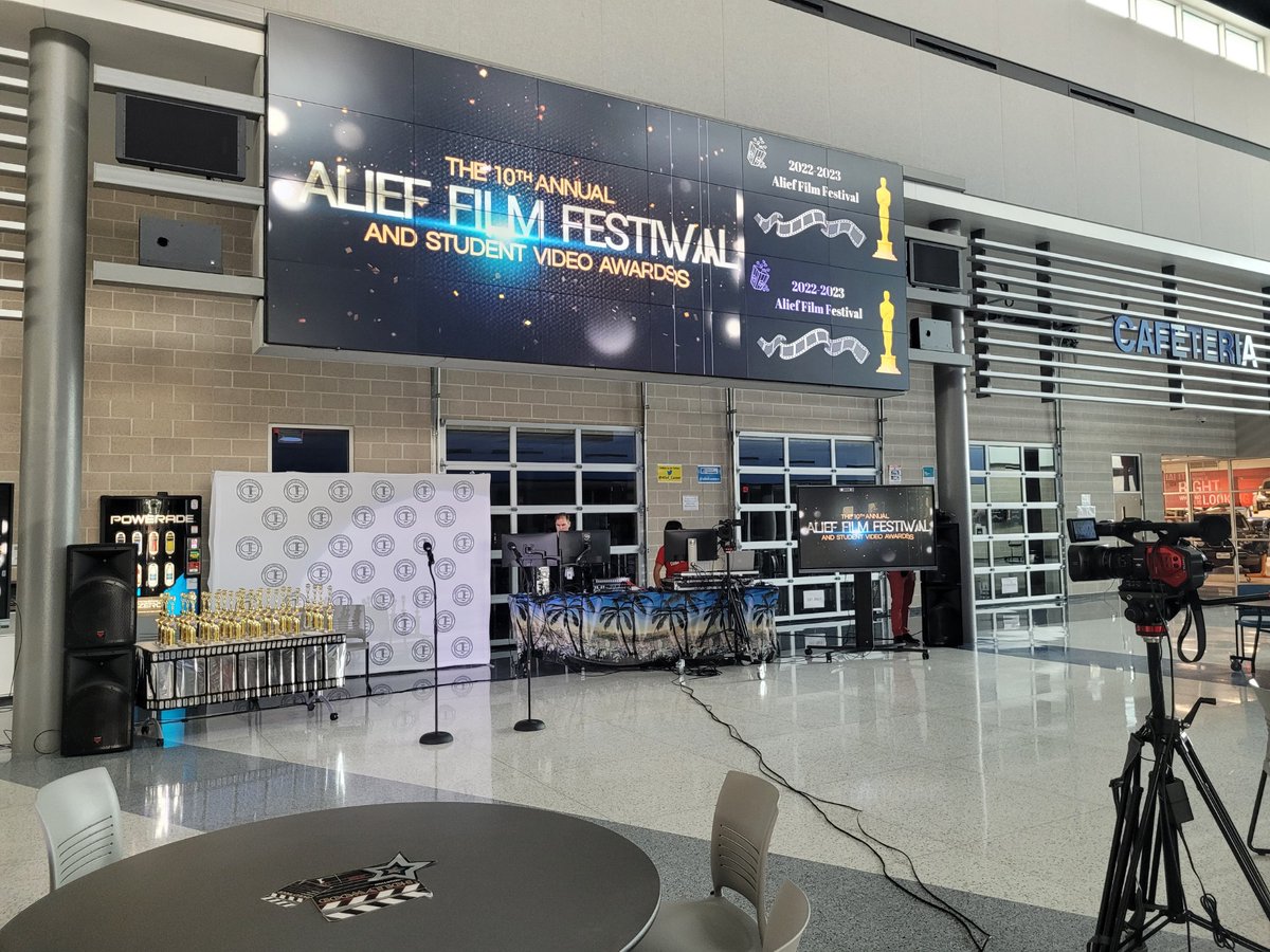 Alief_Career's tweet photo. Last nightβs Film Festival by Mr. Goetsch & his students was a great success. Thank you to @BeeBusyInc for sponsoring the event! @AliefISD @AliefCTE Alief Independent School District @AliefHastingsHS @ATaylorHS @ElsikHighSchool @AliefKerr #ChooseAlief #ACACOneTeam https://t.co/hBRrYl1PlW