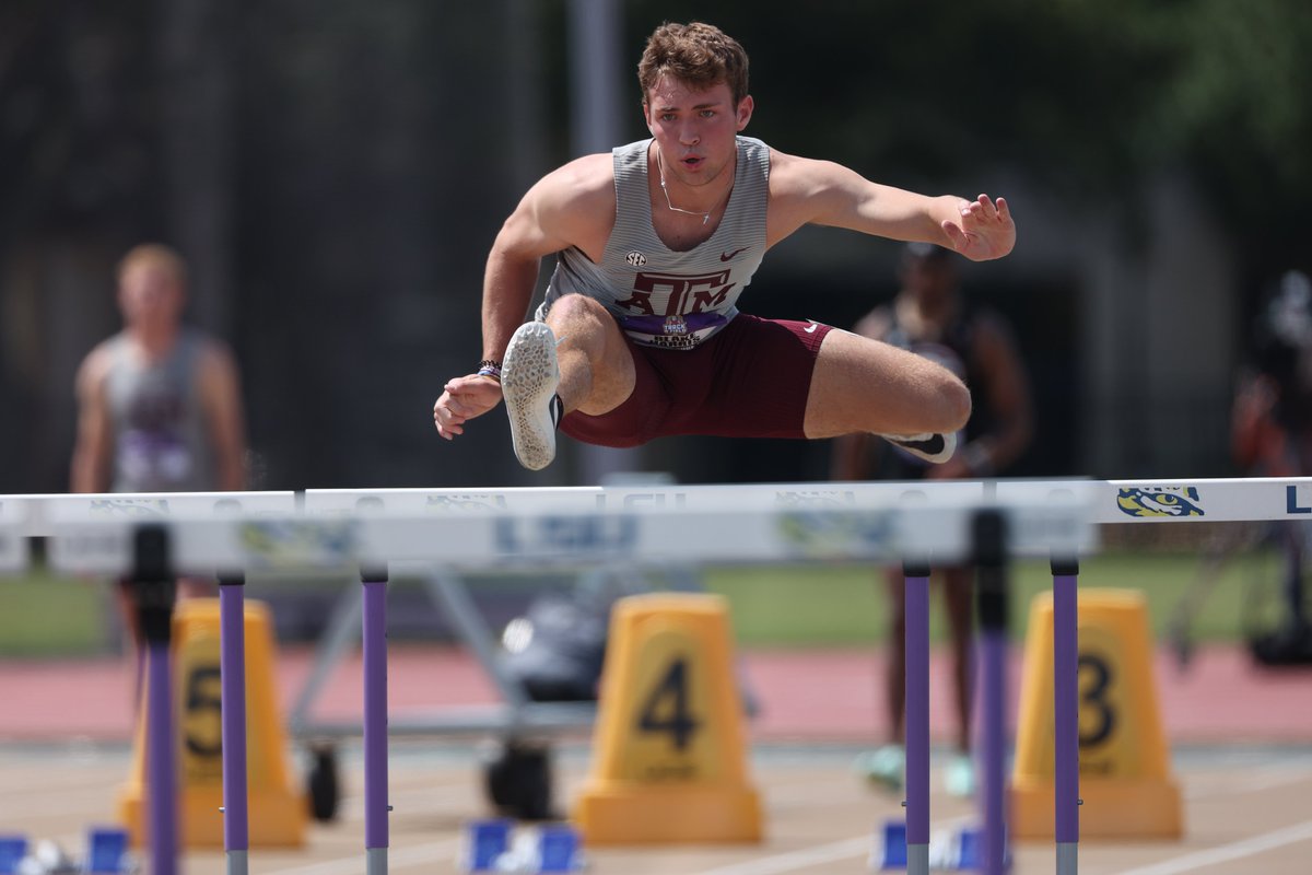 aggietfxc's tweet photo. SEC Decathlon - 110m Hurdles

4. Landon Helms - 14.46 (916)
5. Blake Harris - 14.49 PR (912)

#GigEm | @AirLandon_ | @blakeharris13_ https://t.co/uJj91KLfzS