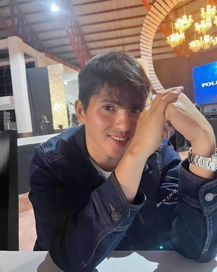 To the world you may  be one person but to one person you are the world

MYGZ QUEZON CITY

#HonoraryAwardMygzMolino