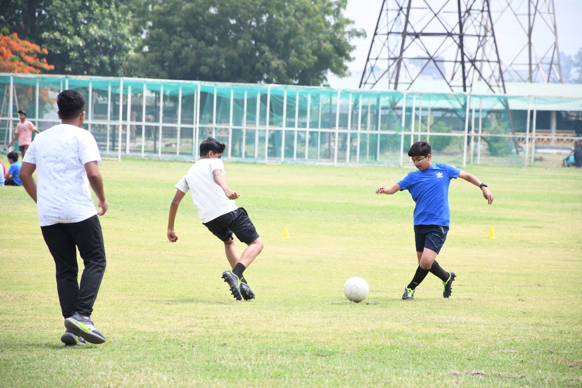 indorepublicsch's tweet photo. 'We learn best in the moments of enjoyment!'
Indore Public School, Main Campus, is abuzz with various activities such as Spoken English, Western dance, Drawing &amp; Painting, Art &amp; Craft, Chess, Yoga, Music, Clay modeling, Skating, Judo, Kurash , Basketball, Football, Rifle Shooting https://t.co/544XE8q24Q