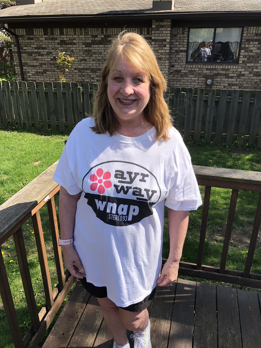 dlmajeske's tweet photo. Celebrating #500Fashion Friday with Johnny Parsons’ Ayr Way/WNAP “Buzzard” from 1975. @IMS #ThisIsMay https://t.co/vnJn709id0