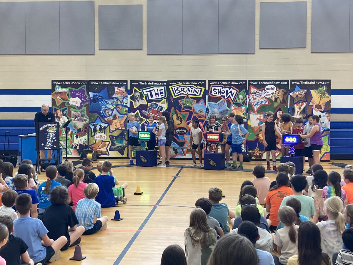 As if the Fun(d) Run wasn’t amazing enough, thanks to the <a href="/bearcreekpto/">Bear Creek School PTO</a> we are having so much at The Brain Show!!! Thank you to all of the amazing parents who helped make today’s fun happen! 😃 <a href="/BearCreekEtown/">Bear Creek School</a>
