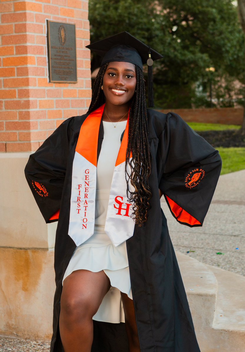 SamHoustonZetas's tweet photo. ConGRADulations to our Illustrious Lambda Eta member Soror Zoey Kinner on graduating today! 🎉 Zoey is apart of the Spring 2022 intake line &amp; served as our 2022-2023 treasurer. We are proud of you &amp; good luck on your future endeavors! 🕊️
#NotJustAnyZeta #LambdaEtaZetas #ETXZetas https://t.co/jNEqMQroNt