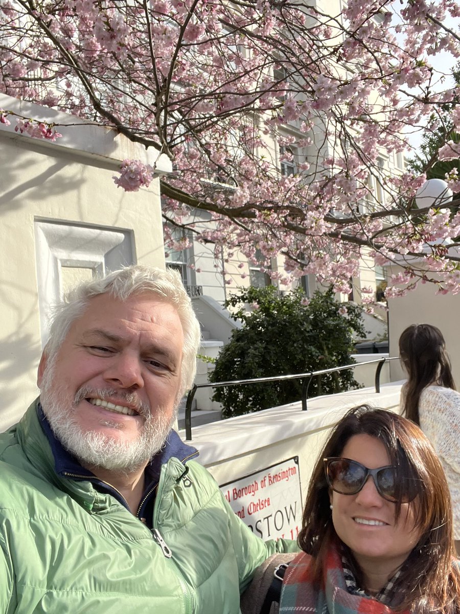 Feliz cumpleaños amor, a seguir disfrutando de la vida juntos.
🏉🍣🍤❤️❤️❤️❤️❤️