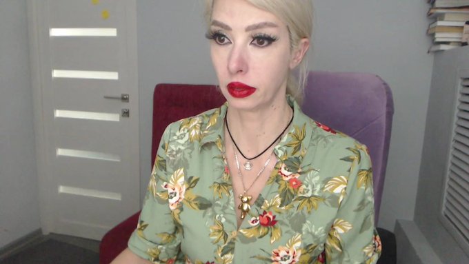 I'm online @MyFreeCams! #onmfc https://t.co/PlGLdxpm31 💚 https://t.co/cekgrfAnWJ<a class="tags" href="/tag/myfreecams">@myfreecams</a><a href="/tag/onmfc"class="tags">#onmfc</a>