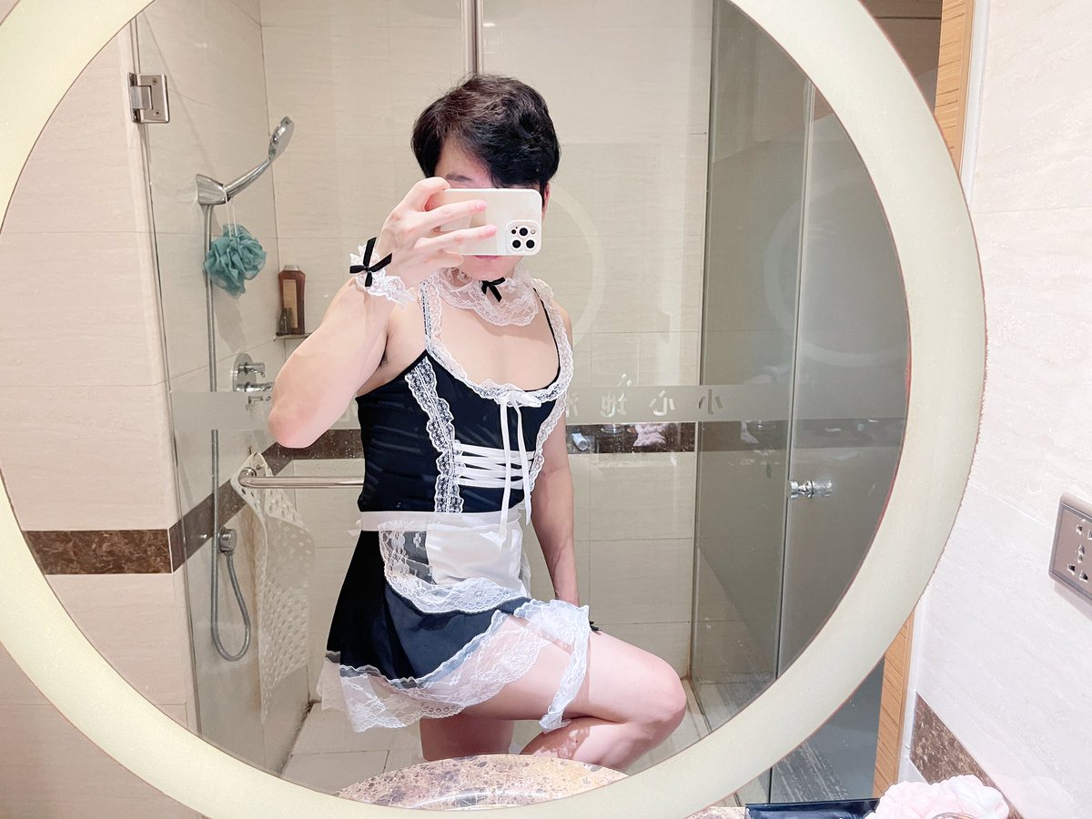 gemini_karl's tweet photo. 这还拿不下你？🤪#男m #反差 #北京 https://t.co/ynUwZPU8eW