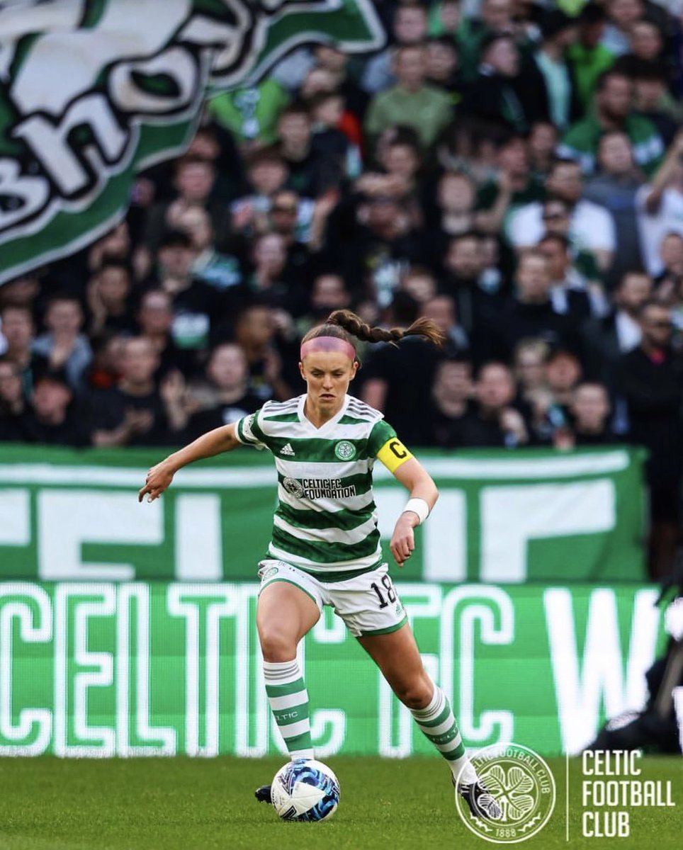 caitlin5hayes's tweet photo. 2/2.    To now; where gender holds no boundaries, stages are shared and fans see a badge, that they will to do well. Times are changing and with that I say; dream that dream that’s now yours to dream ghirls… Paradise is yours too, it’s the only team for me and you. 🍀🤍 https://t.co/JWHHMbiF1Q