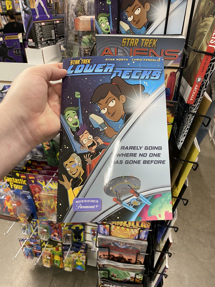 VonGormanArt's tweet image. Check out all of these #startrekcomics on display at @stmarkscomics 

Boldly Go pick them up.