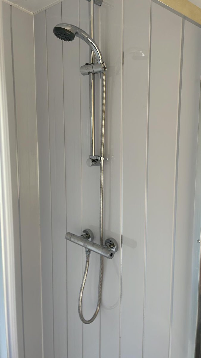 OIP Static Caravan & Lodge Refurbishments tweet media
