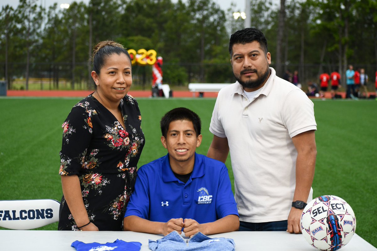 LISA Academy West High School tweet media