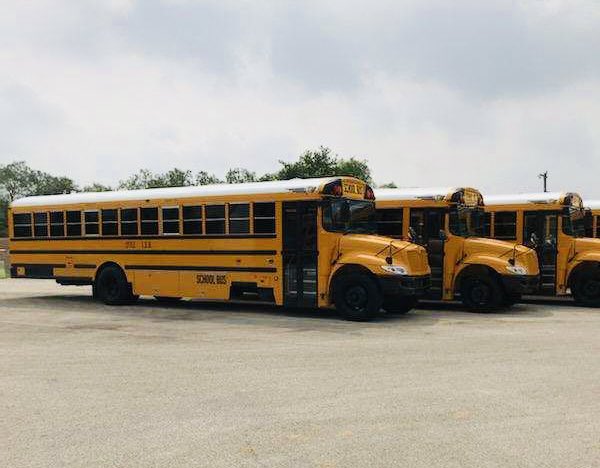 LytleISDFinance's tweet photo. Fun Fact Friday-
Great news for students! Our school district has just received 3 of the 4 new buses purchased earlier this year to ensure safer and more comfortable transportation. ππ©βππ¨βπ #education #transportation #studentsafety
#lytleisd https://t.co/lxF0BEwifT