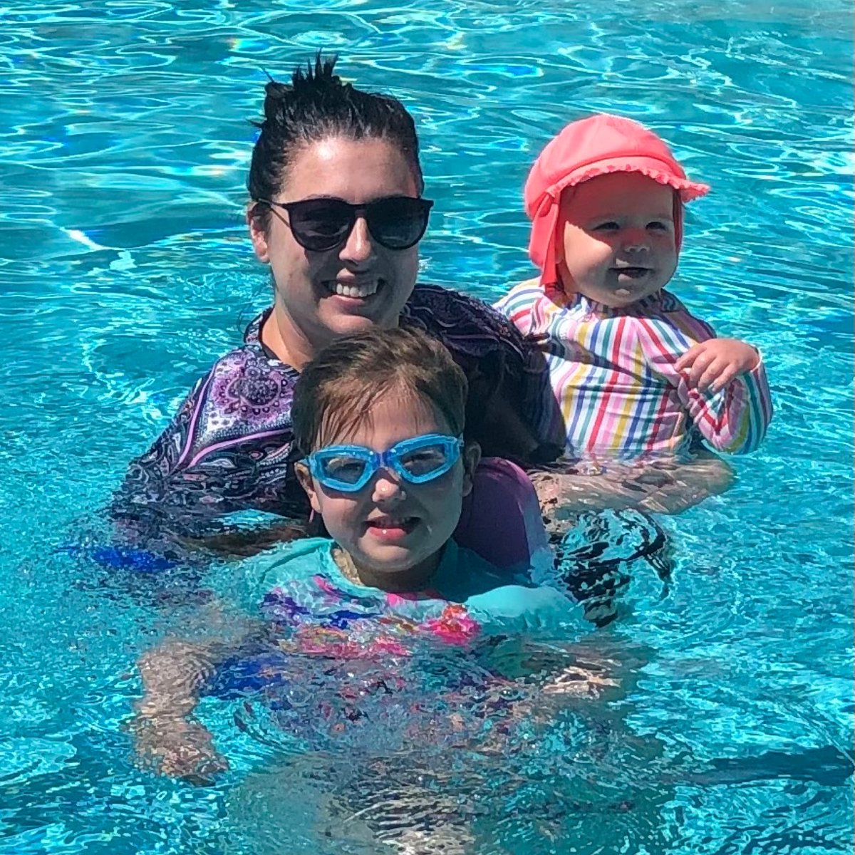 usdp's tweet photo. Today we honor the amazing USDP moms who crush it every day at home &amp; work! 

And to all the other beautiful and exceptional mothers out there, we hope you enjoy your weekend!

#HappyMothersDay https://t.co/7XxBw5Tsbj