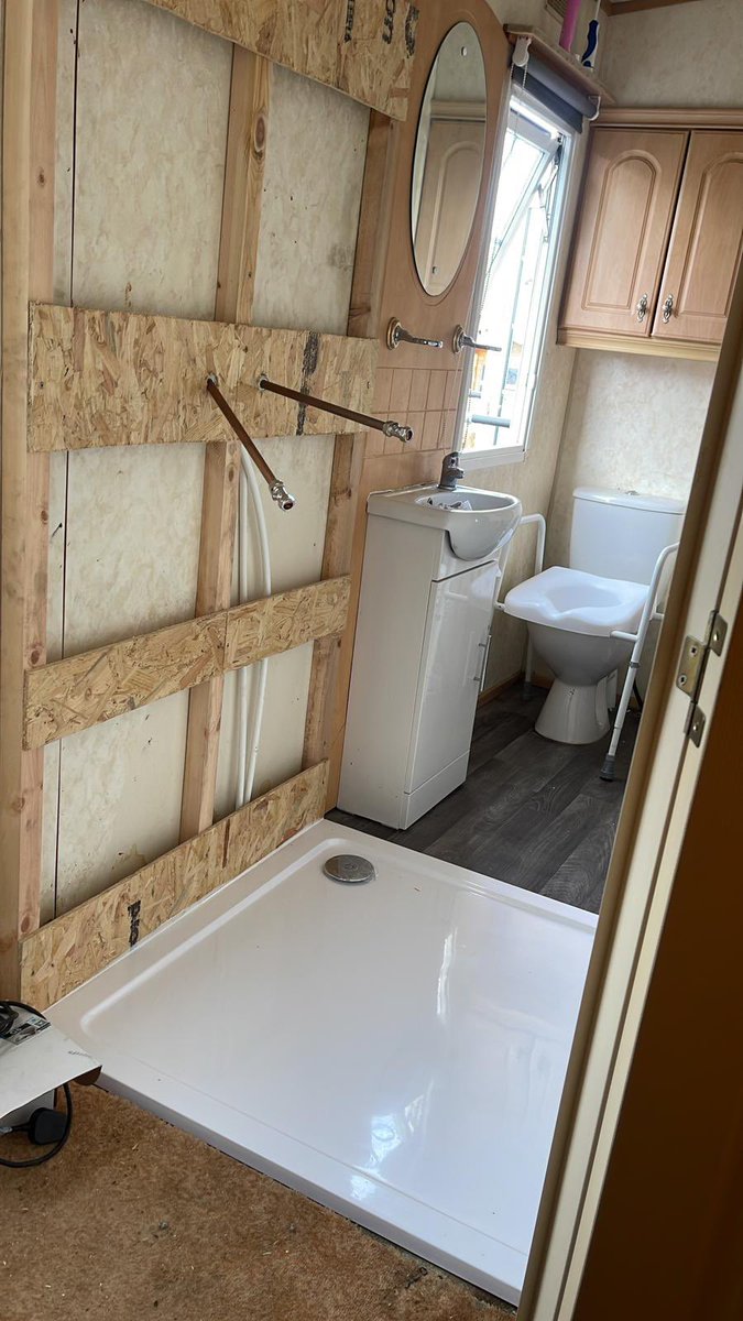 OIP Static Caravan & Lodge Refurbishments tweet media