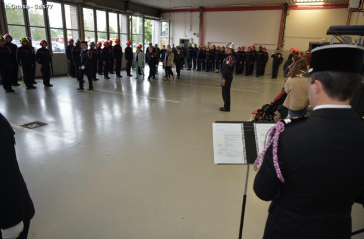 Sapeurs-Pompiers 77 tweet media