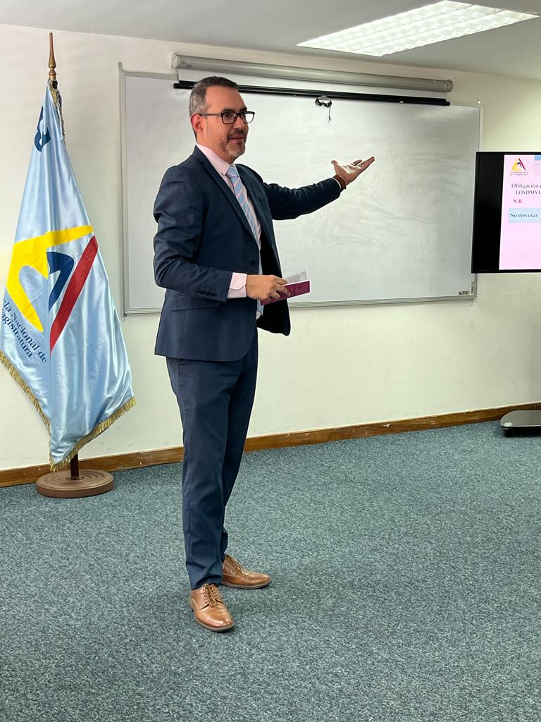 enm_rbv's tweet photo. #ENM Dando continuidad al Diplomado en Género y Derechos Humanos impartido por la Escuela Nacional de la Magistratura, el Dr. John Enrique Parody Gallardo, docente universitario, desarrolla el módulo IV: “Sistema punitivo y análisis de los tipos penales de género”. https://t.co/GdZXwnfuBx