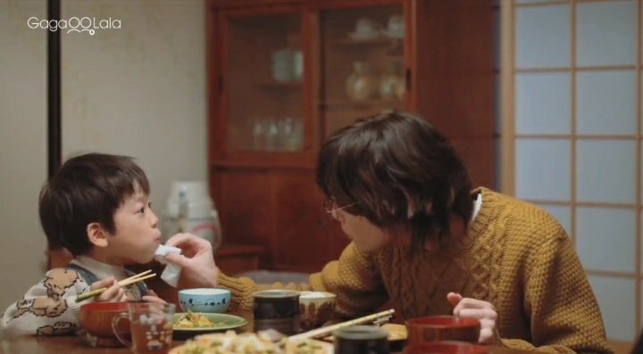 nrem511's tweet photo. #OurDiningTableEP6
The gentle affection we see between Minoru, Tane and their dad is so beautiful. They've welcomed Yutaka into their family with so much warmth. Yutaka really loves them ❤
This series is such a delight 🥰❤ https://t.co/Kmes7jcgfs