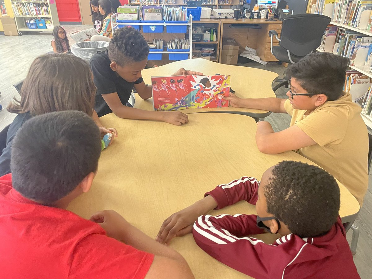 Kaitlin Smith tweet media