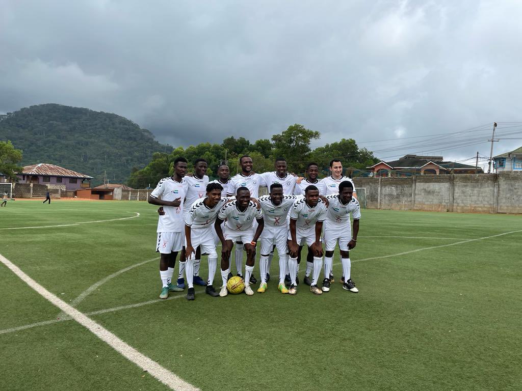 UKinSierraLeone's tweet photo. It’s Throwback Friday! 

Last week, we planted trees and made enrichment materials for 🦧with the Roots and Shoots Team @Tacugama to mark the #Coronation of HM The King Charles III. 
And yes we wrapped up the day with a Football match! These young guys showed off their skills💪⚽️ https://t.co/y1R9zCM5W8
