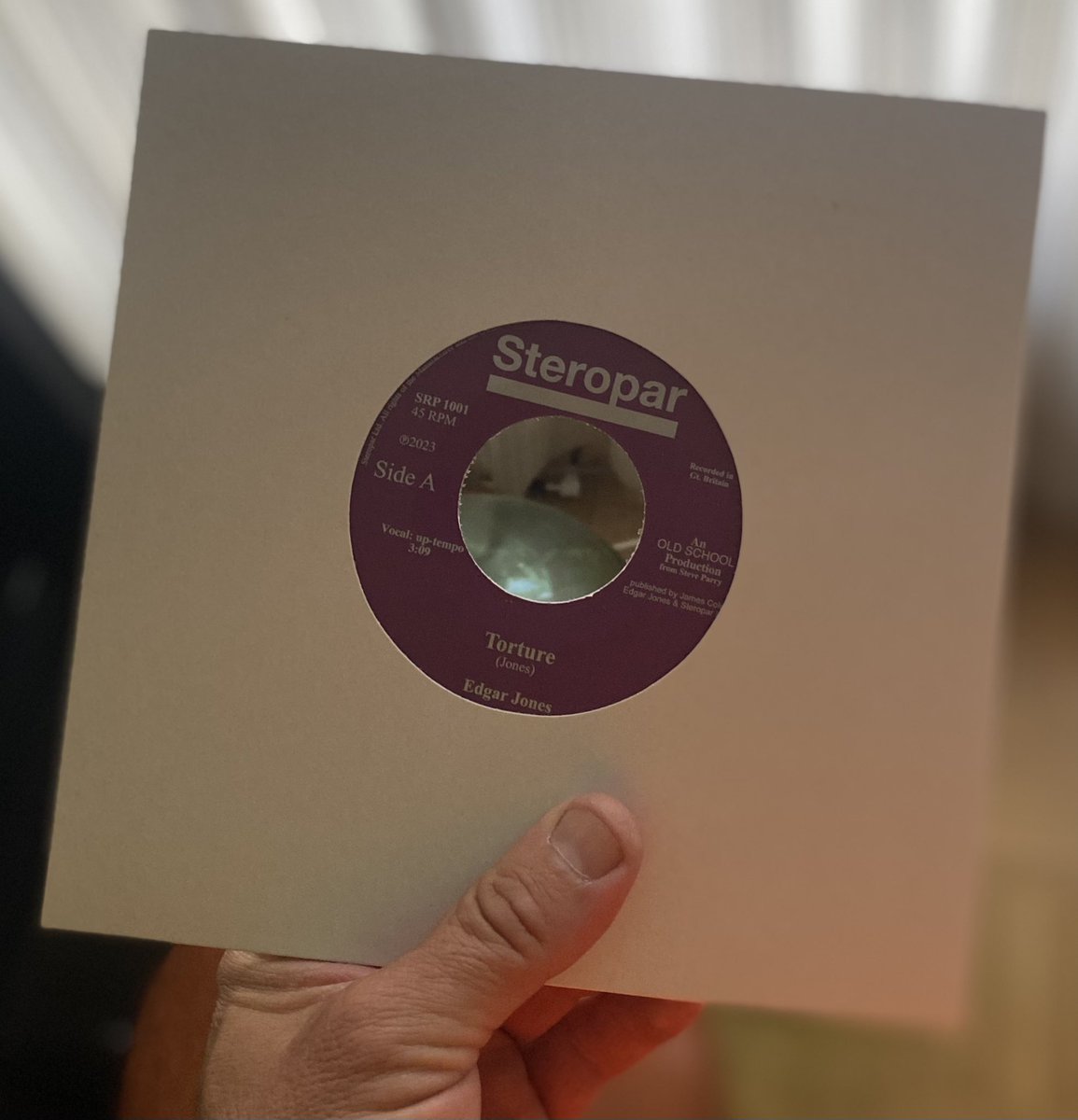 FranCorao's tweet image. Ya tengo la canción del verano 😎☀️

@edgarsummertyme 
@SteroparRecords 

youtu.be/nFMxpDrq0us