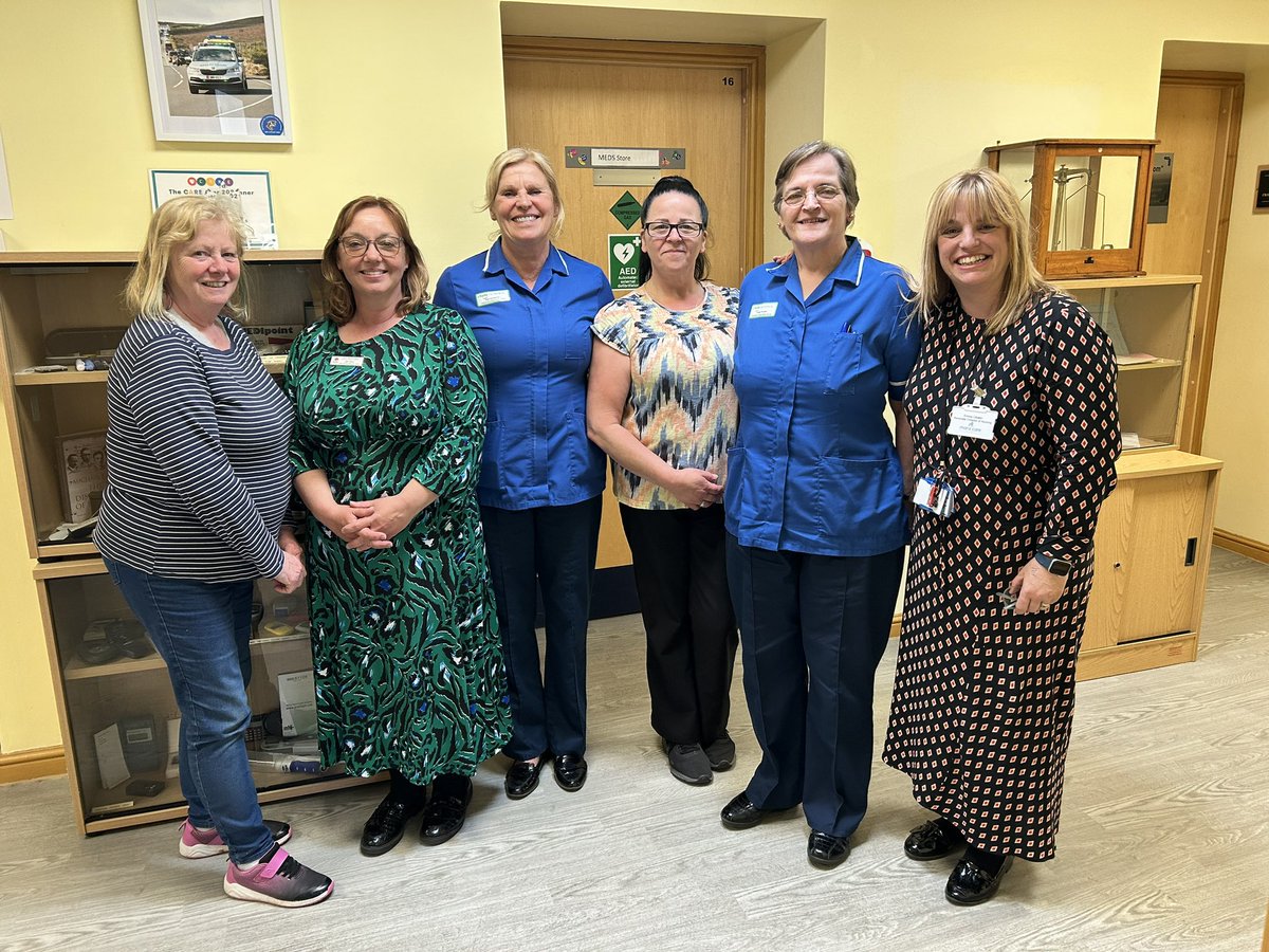 On #InternationalNursesDay23 I’ve had such a lovely day visiting our Community Nurses, HV/SN teams,  Specialist Nursing teams, Dental Nurses across our island 🇮🇲 ‘Thank you for the difference you make every single day’  @ManxCare