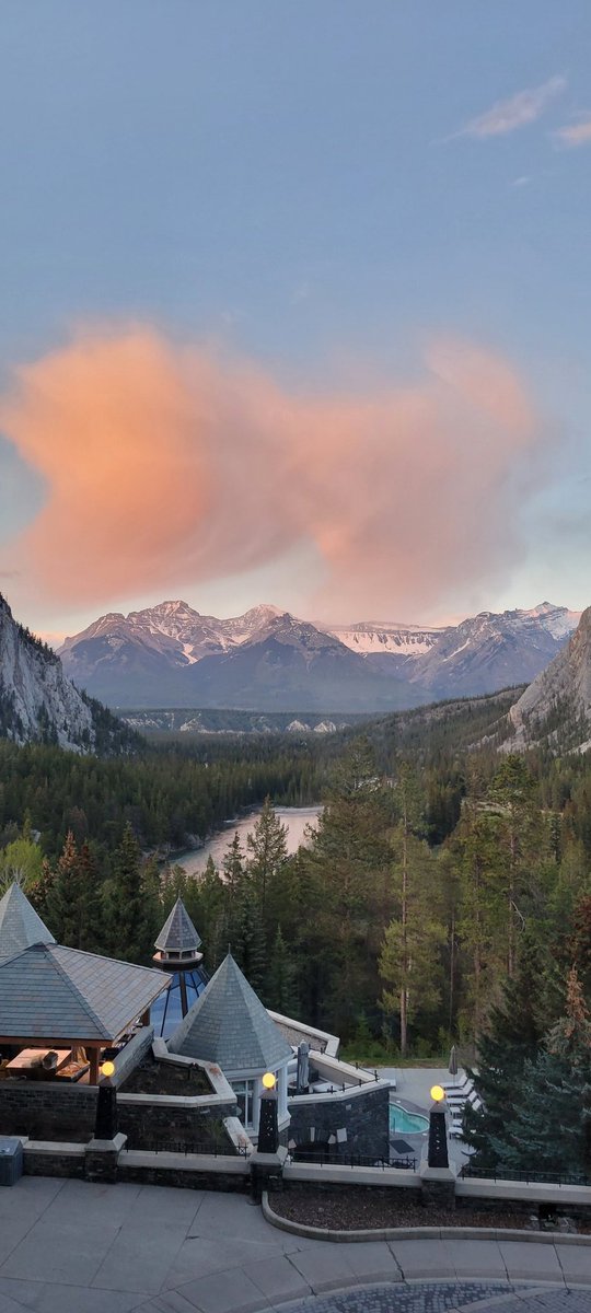 Wendy Gaultney, PhD (@wendygaultney) on Twitter photo Couldn't ask for a better lineup for learning plus a view #cpsasm2023
And JOIN <a href="/PIDDSIG_IASP/">Pain & Intellectual/Developmental Disabilities</a> to hang with the cool kids and learn about #pain Couldn't ask for a better lineup for learning plus a view #cpsasm2023
And JOIN <a href="/PIDDSIG_IASP/">Pain & Intellectual/Developmental Disabilities</a> to hang with the cool kids and learn about #pain