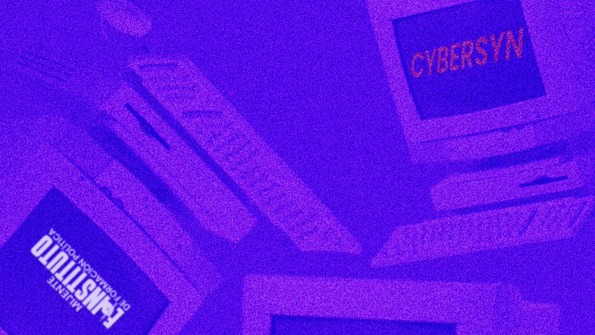 ConMijente's tweet image. Did you know about Project Cybersyn or Proyecto Synco? 👀
Long before the internet was made publicly available, Chile designed a socialist computer network in the early 1970s aka Project Cybersyn!
#DataDemocracy