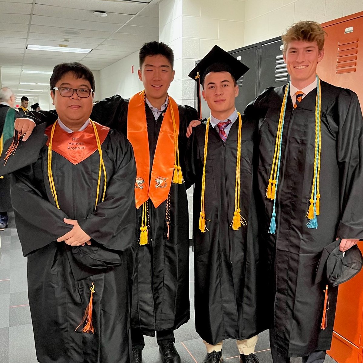 CHST Tigers! Today is just the beginning of your next chapter! Congratulations
#healthsciencegrads #RITGrad #RITCHSTGrad2023