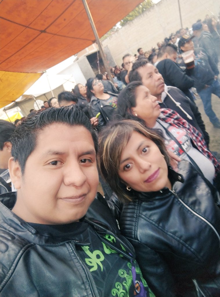 omar_da89's tweet photo. Un tokin más!!!! 
#joseandrea #enfamilia #rock https://t.co/3FKWBCEcrk