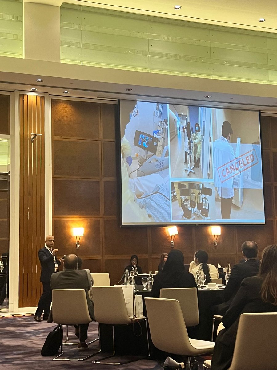 anwarsid80's tweet photo. 🙏🏾 @HIMSS @OracleHealth @CernerMEA @EventsMwan for the kind invitation to share our teams work to bring a #datacentric approach to manage #KidneyDisease @SEHAHealth  @SSMCAbuDhabi 

Also shared our teams work in integrating #AI solutions in front line #PatientCare 

#learnings https://t.co/yr9scrHm6k