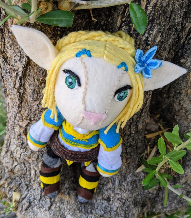 ShatteredCrafts's tweet photo. As today is the launch day for the new #Zelda game, I'm going to shamelessly plug my dolls between playing it.

<https://t.co/s7kMZ99iks>  

#artdoll #plush #handmade #shopsmallbusiness #sewing #uniquegifts #LegendofZelda #BreathoftheWild #ZeldaTearsOfTheKingdom https://t.co/oDzffjeWUm
