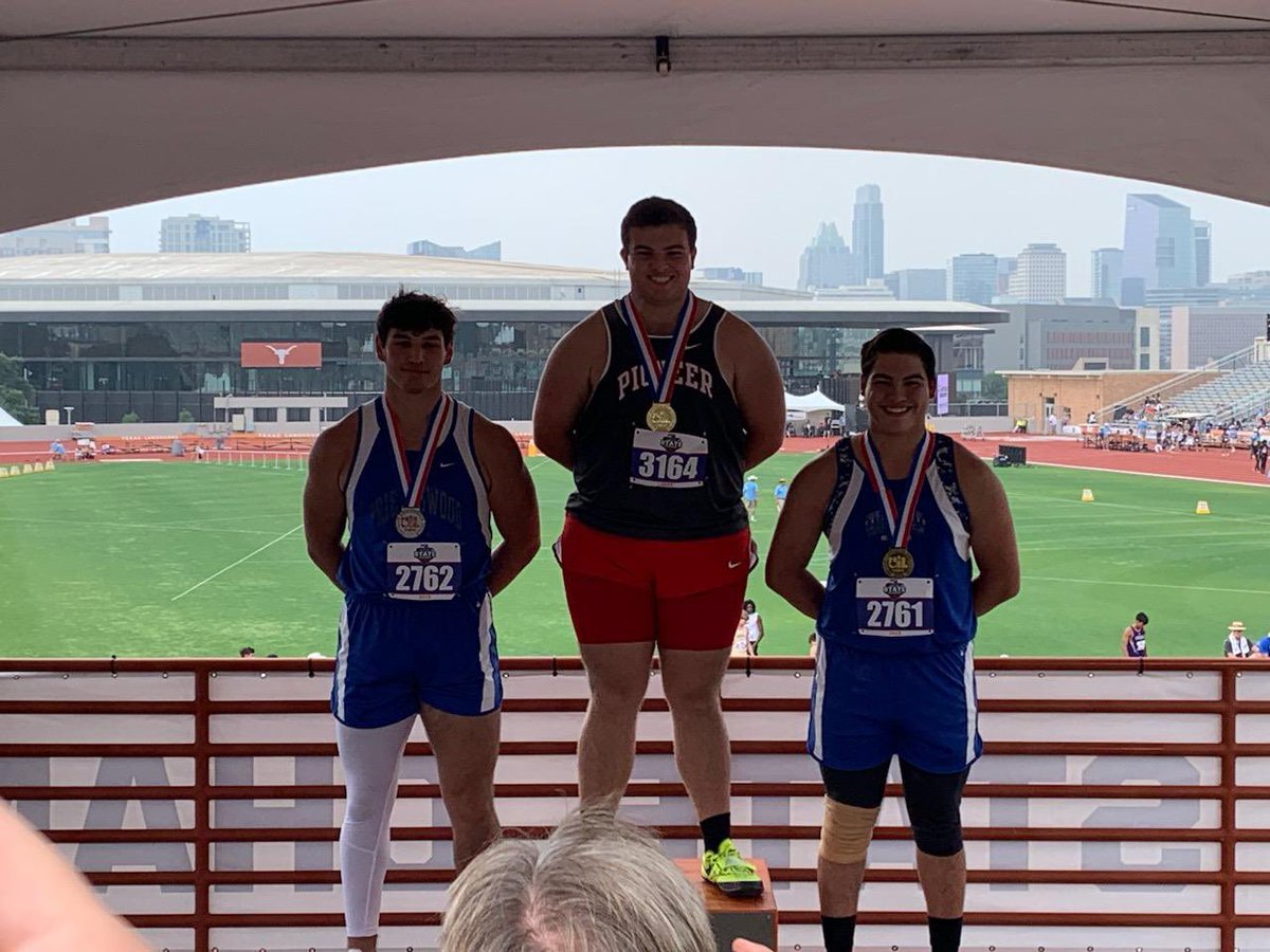DBack_Football's tweet photo. 💥PHS DBack Sate Champ💥
With a throw of 60’3.75”, Evan Thompson is the UIL 5A State Champ in the Shot Put!🥇. Big congrats to Evan & his coaches De la Fuente & Pena! Well deserved honor! #DBackNation #AllGasNoBrakes https://t.co/bDcHyzfBOe