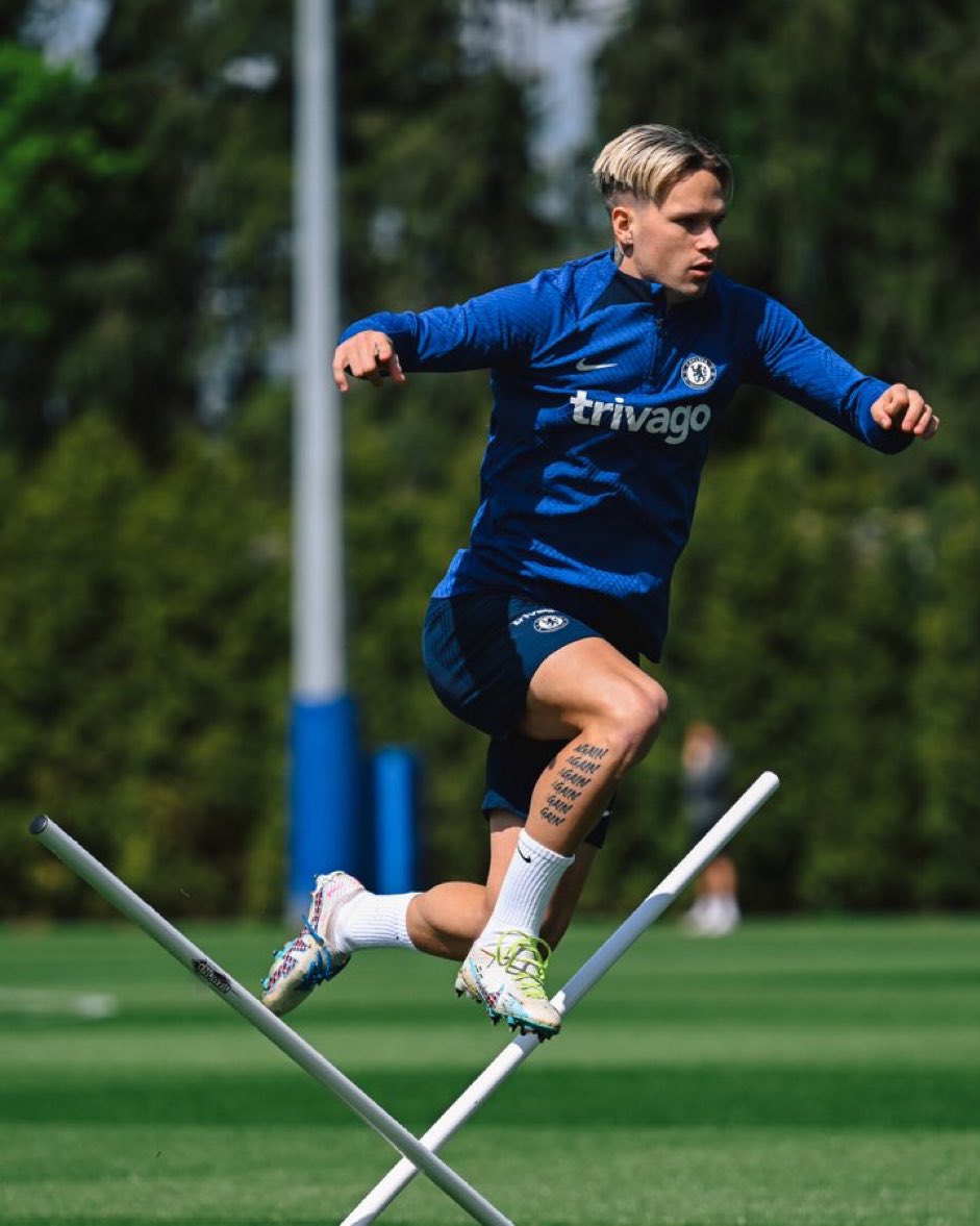 CFCMamo's tweet image. 𝗖𝗵𝗲𝗹𝘀𝗲𝗮 𝗰𝗼𝗺𝗺𝘂𝗻𝗶𝘁𝘆 𝗹𝗲𝘁’𝘀 𝗴𝗿𝗼𝘄, 𝗥𝗲𝘁𝘄𝗲𝗲𝘁 𝗮𝗻𝗱 𝗳𝗼𝗹𝗹𝗼𝘄 𝗲𝘃𝗲𝗿𝘆𝗼𝗻𝗲 𝘁𝗵𝗮𝘁 𝗥𝗲𝘁𝘄𝗲𝗲𝘁𝘀 𝗮𝗻𝗱 𝗰𝗼𝗺𝗺𝗲𝗻𝘁𝘀 💙