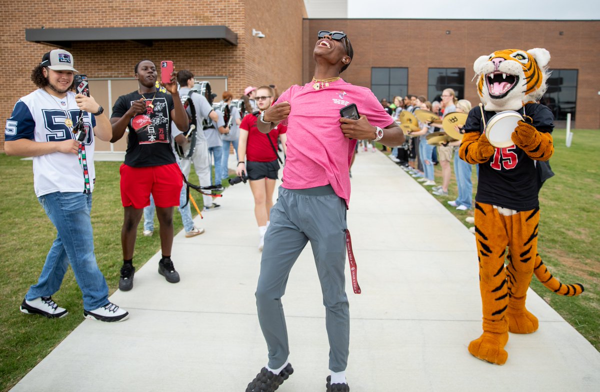 Denton ISD (@dentonisd) on Twitter photo This will be the third trip to Austin for the state track for <a href="/kiservstheworld/">โ AU$TIN KI$ER</a>. That didn't make his sendoff at <a href="/braswellhs/">Braswell High School</a> any less fun. Best of luck on Saturday, Austin. This will be the third trip to Austin for the state track for <a href="/kiservstheworld/">โ AU$TIN KI$ER</a>. That didn't make his sendoff at <a href="/braswellhs/">Braswell High School</a> any less fun. Best of luck on Saturday, Austin.