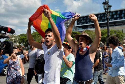 Movimiento SOMOS ✊🏽✊🏻✊🏿🌈 tweet media