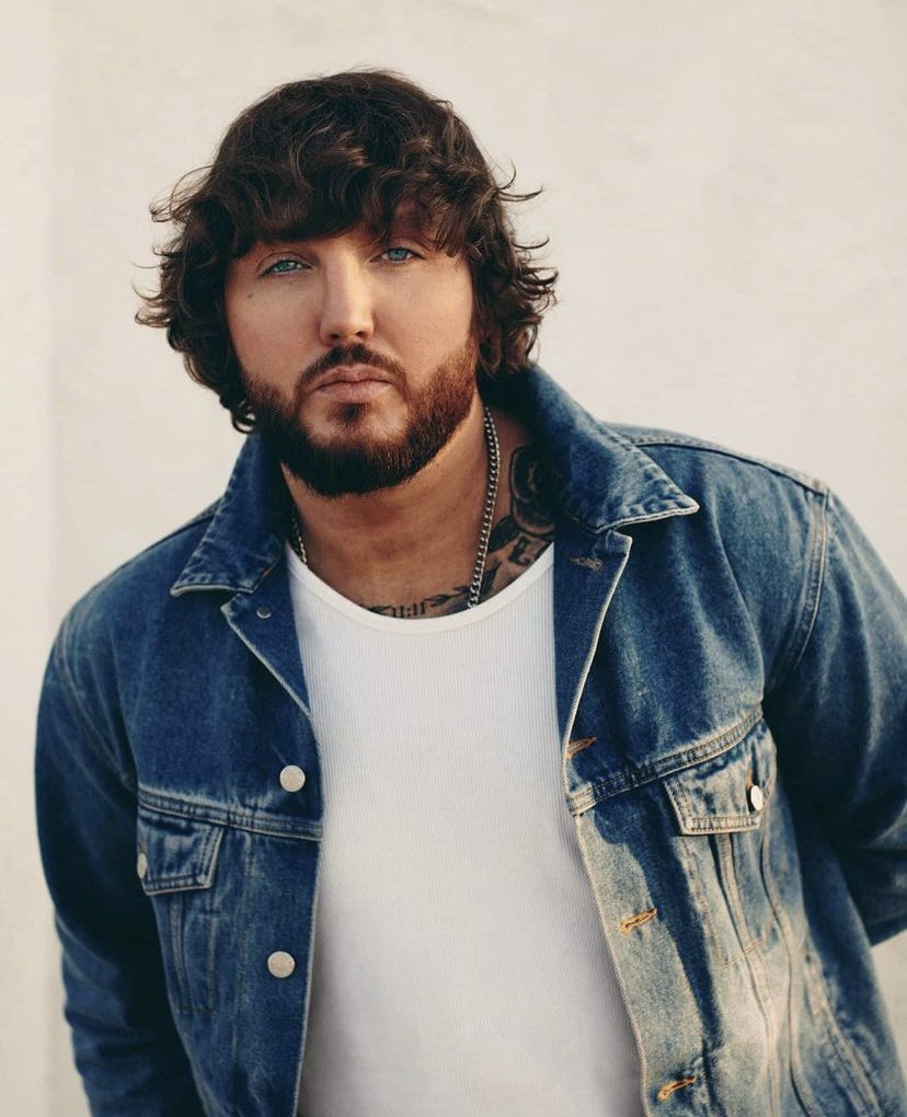 C A R L A tweet media