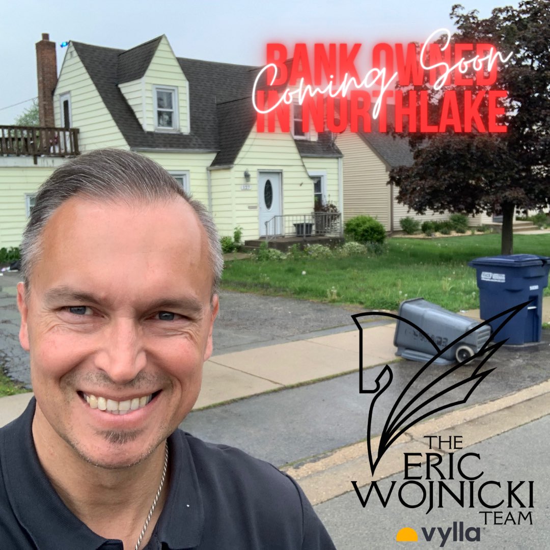 🥳👀🏠 😱Coming Soon in Northlake, IL 60164 😱🏠👀🥳

#realtor #realtorlife #realestate #realestateagent #realestatelife
#EJWRE #TheEJWTeam 
#TheEricWojnickiTeam #vyllahome #vyllahomeagents #illinoisrealestate #northlakeillinois #milliondollarlisting #flipthishouse #fixerupper