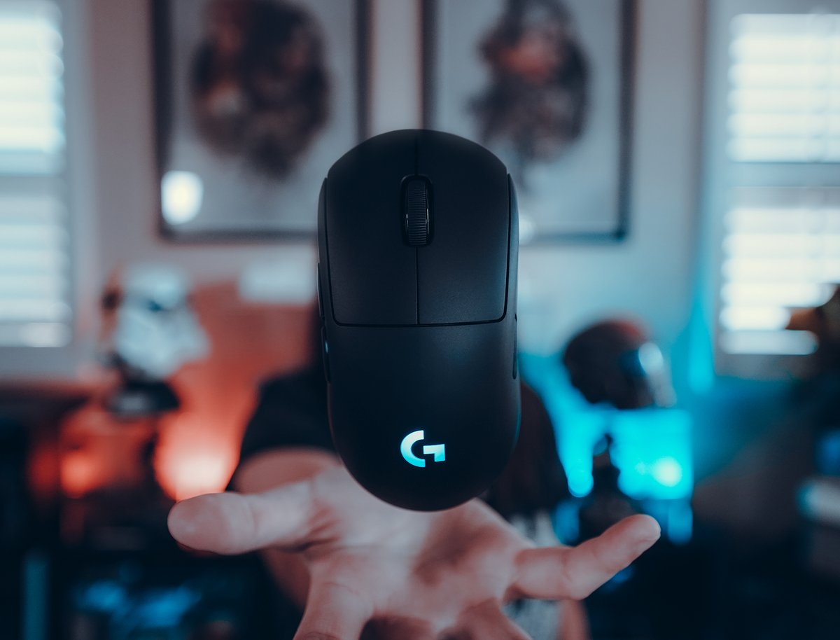 AnneMunition's tweet image. 33 🥳

@LogitechG is always sending me dope gifts - today it&apos;s YOUR turn! One lucky person will win every Logitech product I use to stream.

Enter to win a Pro X Headset, Pro Keyboard, Pro X Superlight Mouse, G840 Mousepad, Blackout Spark Mic, StreamCam - like, RT, &amp;amp; comment!