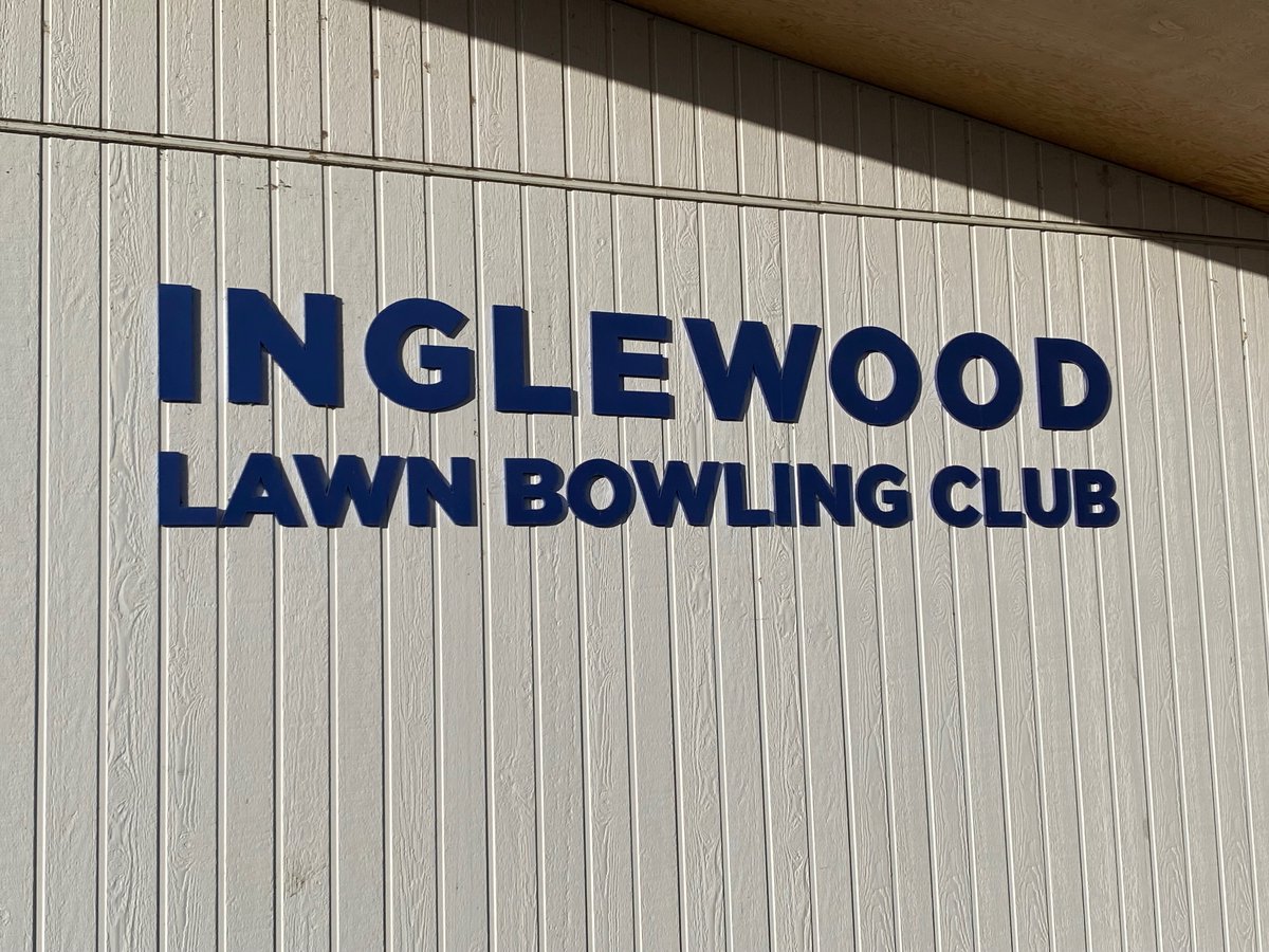 The Inglewood Lawn Bowling Club staff had some nice things to say about RMC and our work! 👇
"I cannot believe how amazing the floor and new countertops look. Seldom are your expectations exceeded these days, but I have to say it's pretty frigging gorgeous."