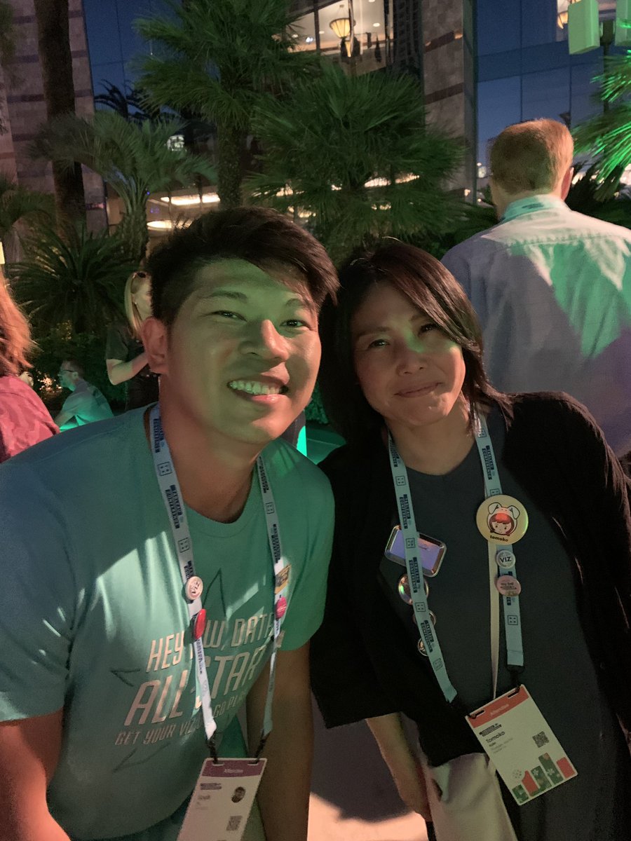 tomokoK_ts's tweet photo. With @ninjavizlouis‼︎
It was great to see Louis💕
He was so much fun!
#Tableau Conference 2023
#DataNightOut https://t.co/8CdU4QIeMt