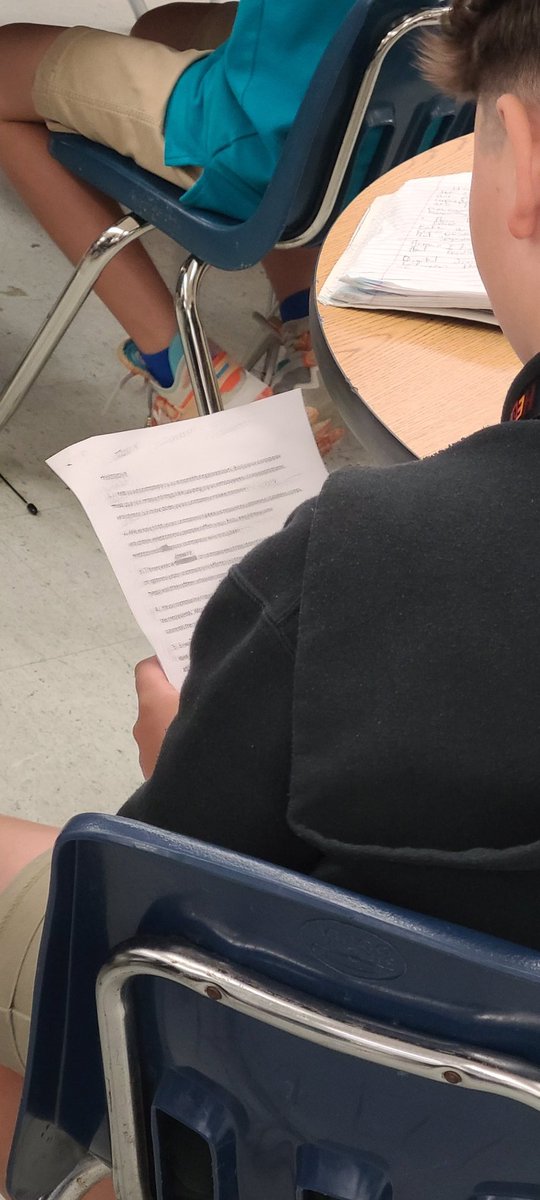 audgreen11's tweet photo. @STrailMiddle students in Coding &amp; Global classes had an incredible opportunity to speak with leaders from @human_i_t about refurbishing tech to divert it from toxic landfills. They were rewarded with @BrowardSTEM stickers when asking their great questions. https://t.co/EkStqB32pH