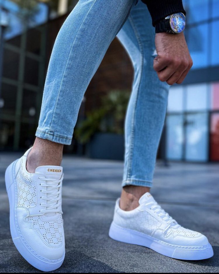 ChekichNG's tweet photo. Shop quality CHEKICH fashion shoes at reasonable prices all sizes and colors are available @ChekichNG 

 FREE DELIVERY 🚚  Nationwide 

🌎visit  https://t.co/I7AOvNxeeE

#Chekichng  #Footwear #Fashion #menswear #menshoes #lekki #nigeria #shoeslover #lagos #abuja #lagosfashion https://t.co/lm2b6XukDu