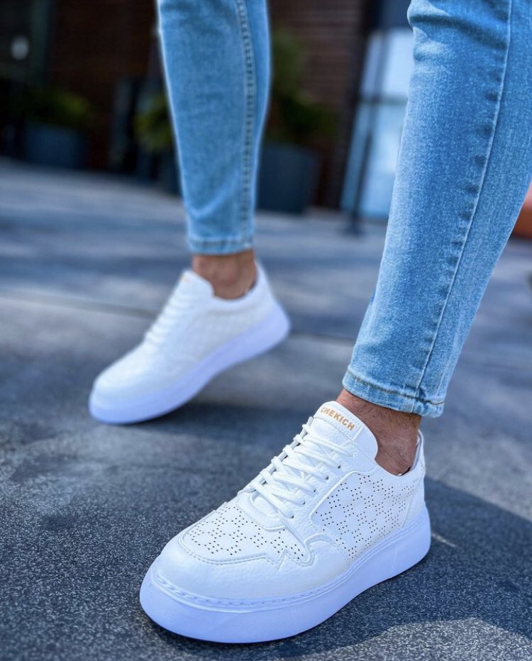 ChekichNG's tweet photo. Shop quality CHEKICH fashion shoes at reasonable prices all sizes and colors are available @ChekichNG 

 FREE DELIVERY 🚚  Nationwide 

🌎visit  https://t.co/I7AOvNxeeE

#Chekichng  #Footwear #Fashion #menswear #menshoes #lekki #nigeria #shoeslover #lagos #abuja #lagosfashion https://t.co/lm2b6XukDu