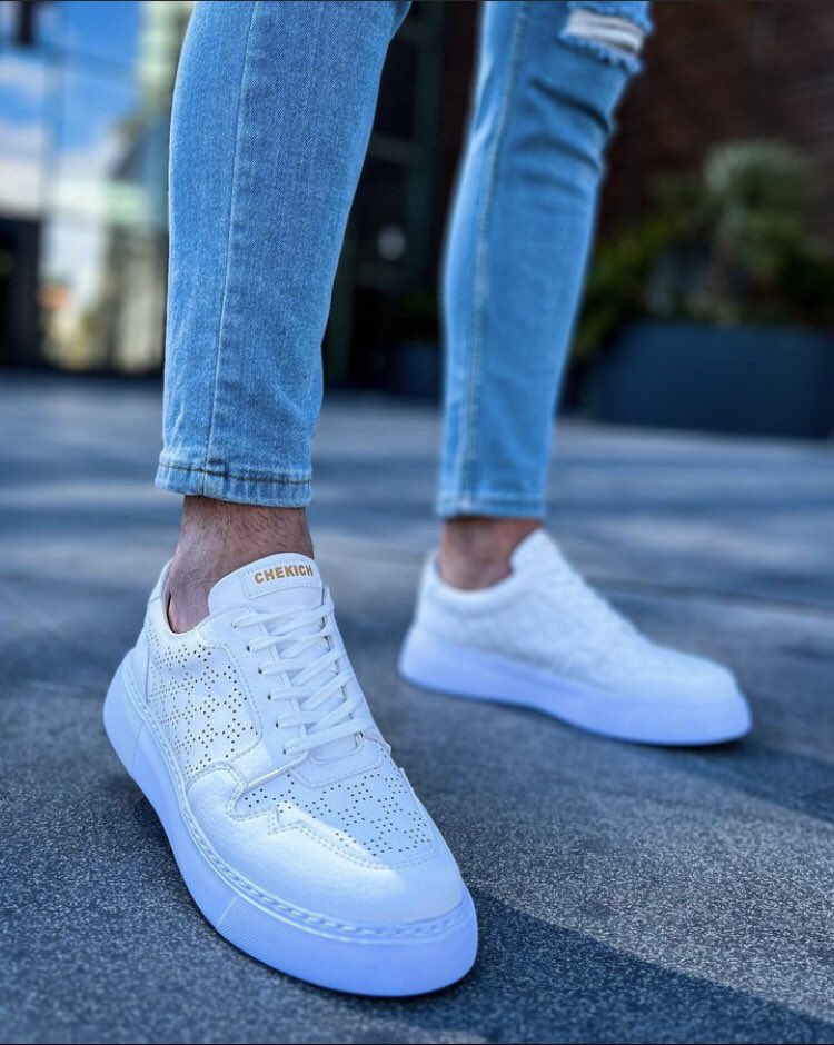 ChekichNG's tweet photo. Shop quality CHEKICH fashion shoes at reasonable prices all sizes and colors are available @ChekichNG 

 FREE DELIVERY 🚚  Nationwide 

🌎visit  https://t.co/I7AOvNxeeE

#Chekichng  #Footwear #Fashion #menswear #menshoes #lekki #nigeria #shoeslover #lagos #abuja #lagosfashion https://t.co/lm2b6XukDu