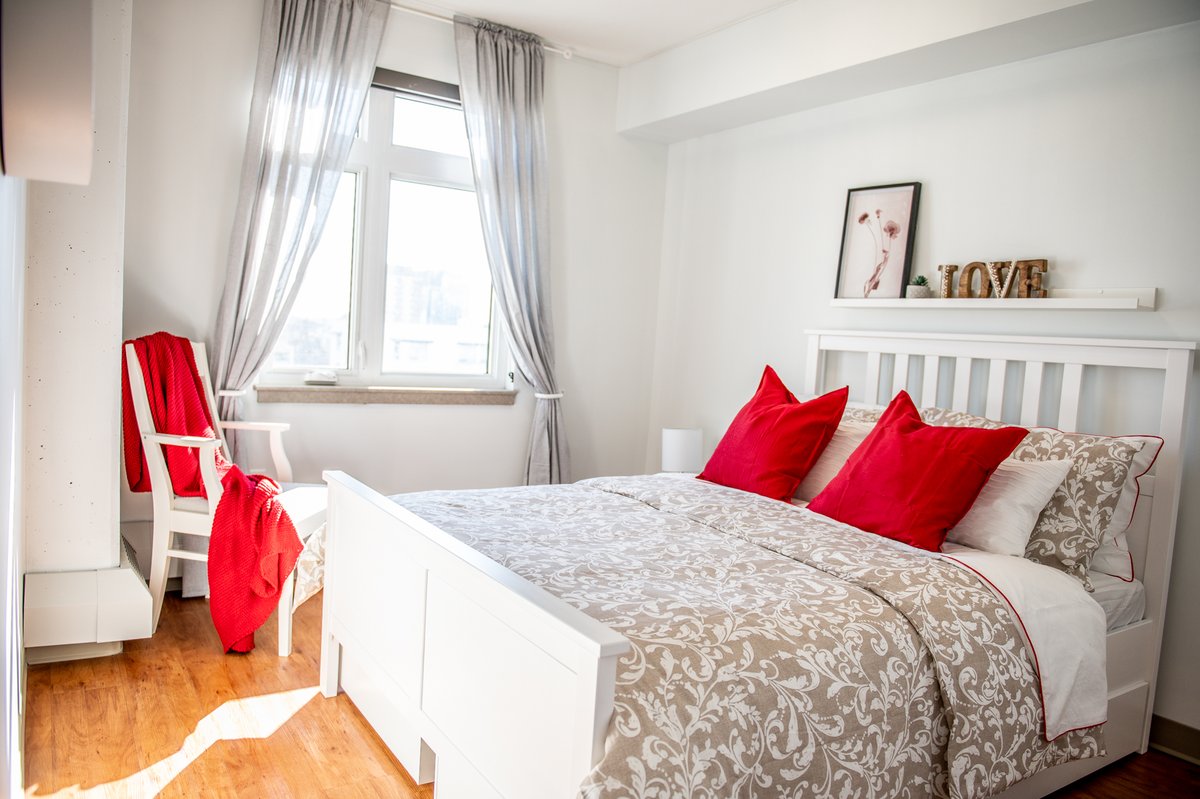 Bachelor, 1- &amp; 2-bedroom suites are available now at Melcor Village, 10350 95 St NW! Child care, schools, Edmonton Public Library, Royal Alberta Museum &amp; Rogers Place are within walking distance. civida.ca/tenants/living… Questions? Contact: rentals@civida.ca or 780-702-4545