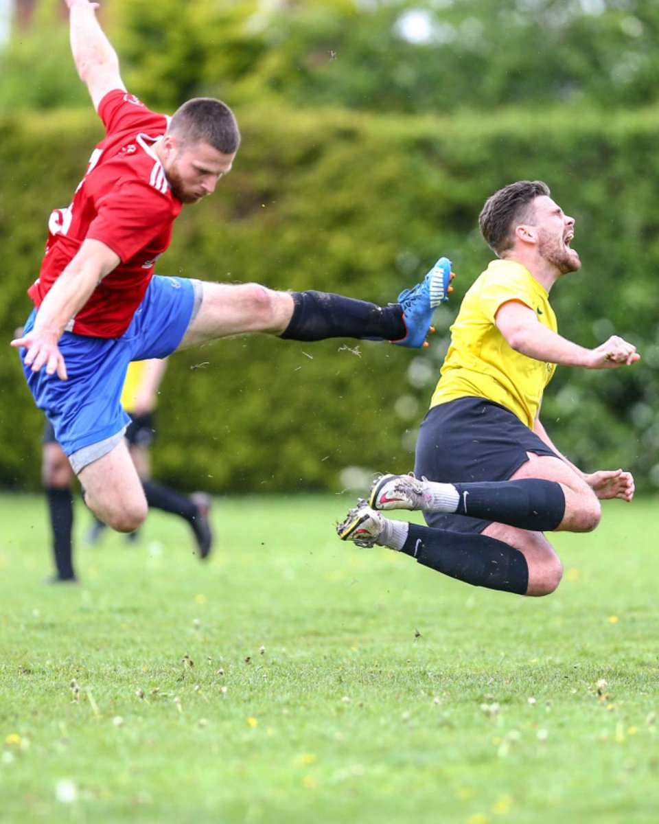 afc_crewe's tweet photo. CAPTION COMPETITION on this pic of captain Chris Holt getting chopped in midfield.

We'll start with one so bad, it's good...

🎵 Everybody was Kung-Crewe fighting 🎵

Please do better 😂

#OneAFCCrewe #crewe #cheshire #grassroots #grassrootsfootball https://t.co/DVdxKM0ttz