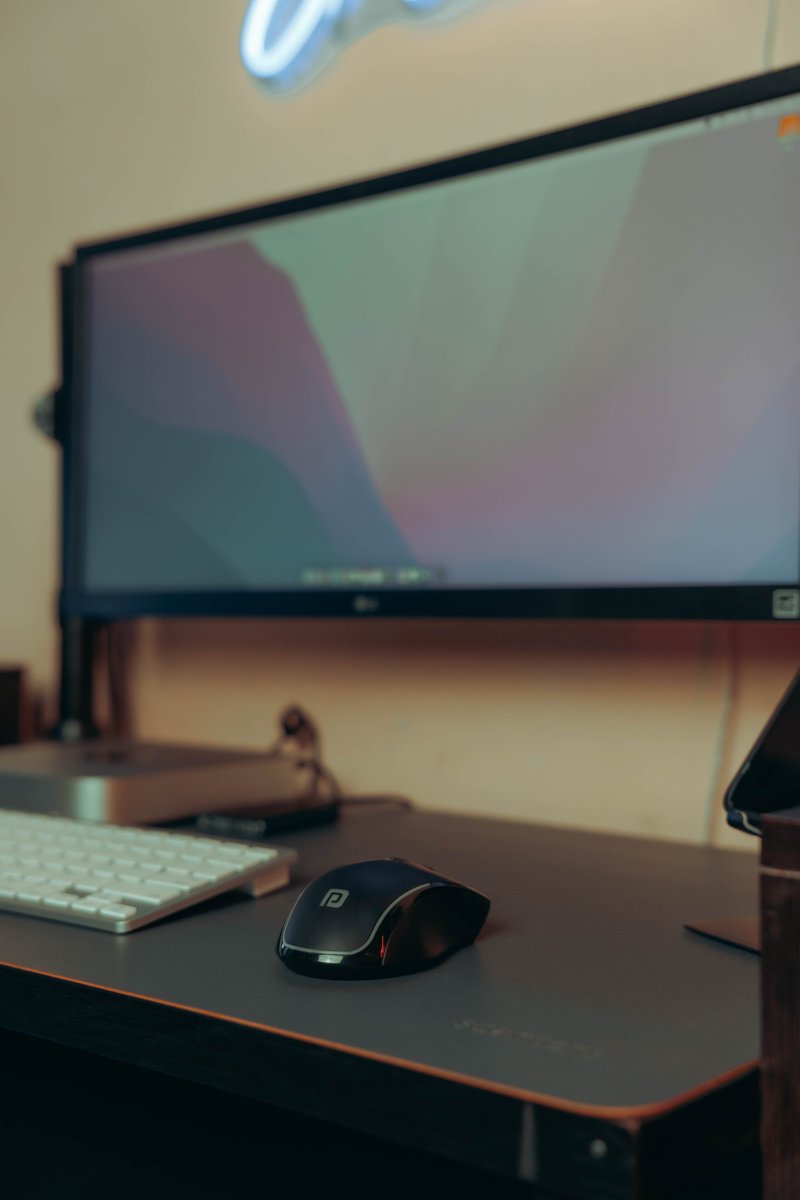 rainaabhinav8's tweet photo. All coming together for creating the best setup.
#desksetup #setup #deskgoals #setupinspiration #dreamsetup #workspace #minimalsetups #deskdecor #workstation #setups #homeoffice #setupwars #deskspace #battlestation #cleansetup #desk #workfromhome #designyourworkspace #bhfyp https://t.co/XfDsIiNOBw