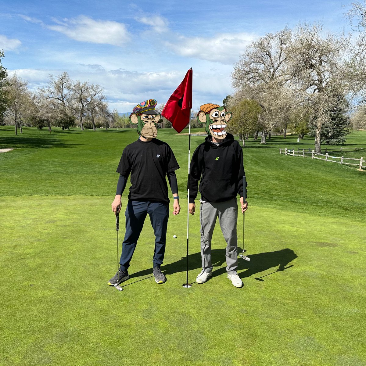 headtryp's tweet image. did a little golfing with @TrippyLasers. kinda boring. @BoredApeYC