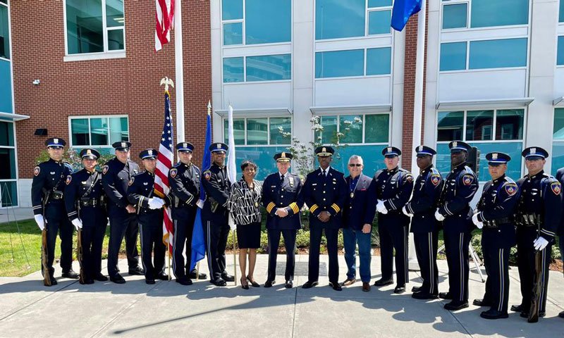 mreparaguay's tweet image. La bandera paraguaya mañana será izada con honores en la ciudad de Stamford, Connecticut, EEUU. El acto estará a cargo del Comisionado del Departamento de Policía de dicha ciudad, Roberto Aveiro, ciudadano paraguayo nacionalizado estadounidense.

➡️bit.ly/3O8f0vp