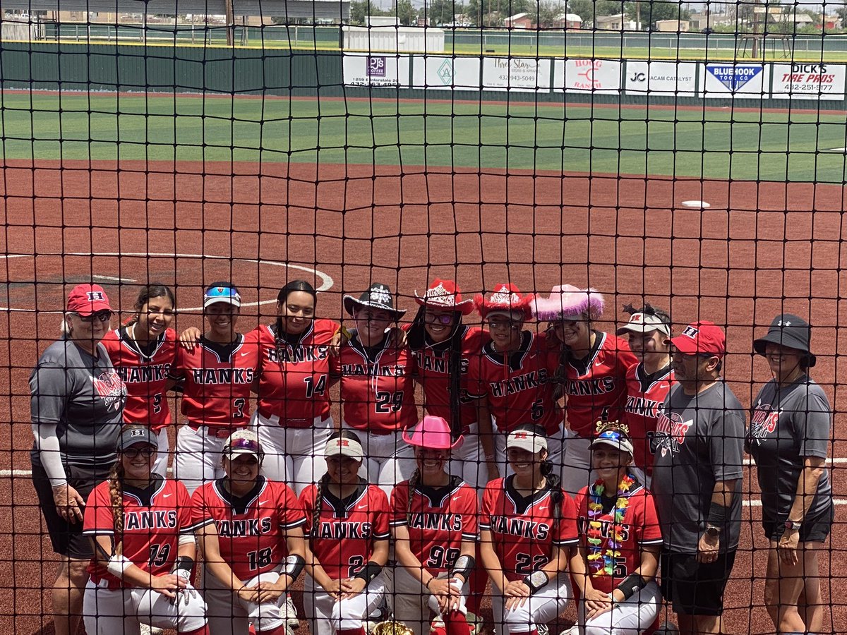 Lady Knights Win!
Lady Knights Win!
Lady Knights Win!
🎚⚔️🎚⚔️
#KingdomofChampions
#DontBeGoodBeGreat
#WeAreHanks
<a href="/JMHanksHigh/">J.M. Hanks High School</a>
#WeDeliverExcellence
#RiseandConquer
#THEDISTRICT 
<a href="/YsletaISD/">Ysleta ISD</a>