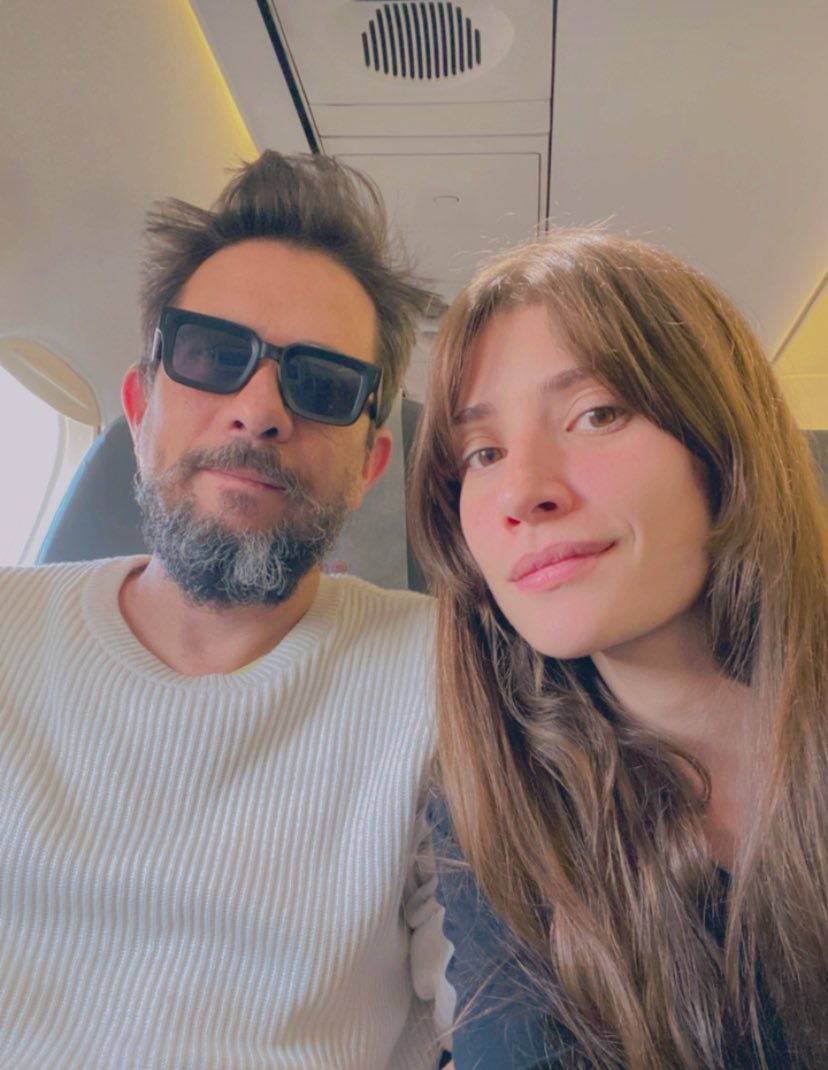 Ahí vamos San Juan!!! ✈️✈️✈️✈️
Esta noche tendremos el gran honor de tocar con <a href="/eruca_sativa/">Eruca sativa</a> de invitados en el <a href="/teatrosarmiento/">Teatro Sarmiento</a> 🎶🎶❤️❤️❤️❤️🔥🔥🔥🔥